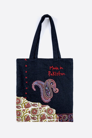 Relic tote bag