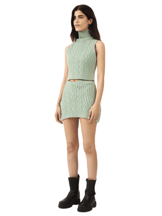 female-4