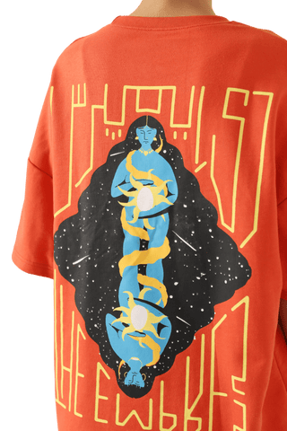 The empress - orange T-shirt