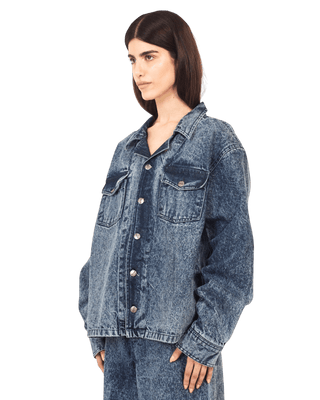 BLUE ACID WASH DENIM TRUCKER JACKET