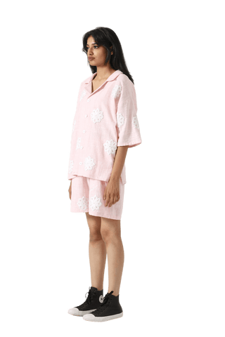 HAND EMBROIDERED PINK BUTTON DOWN