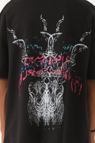 "Ajnabi" printed black T-shirt