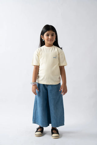 Cream Premium Tee Fit